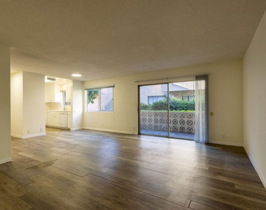 1538 Stanford Street - Photo Thumbnail 9