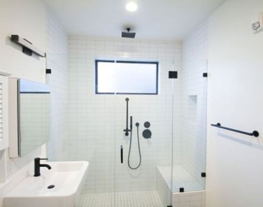 321 N Bixel Street - Photo Thumbnail 12