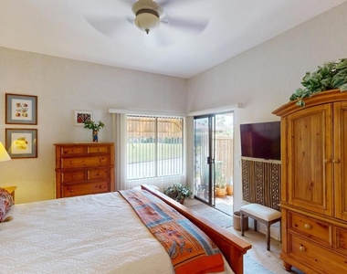 72350 Rim Drive - Photo Thumbnail 11