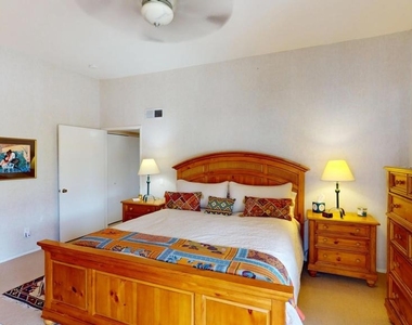 72350 Rim Drive - Photo Thumbnail 12