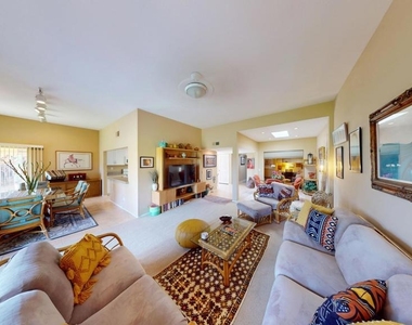 72350 Rim Drive - Photo Thumbnail 6