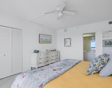 4100 N Ocean Drive - Photo Thumbnail 16