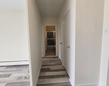 111 Chestnut Street - Photo Thumbnail 5