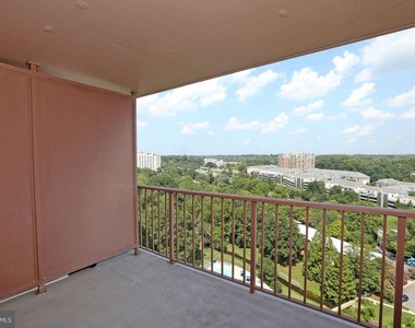 10101 Grosvenor Place - Photo Thumbnail 3