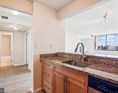 10101 Grosvenor Place - Photo Thumbnail 12