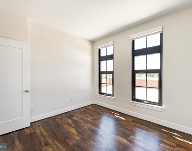 901 H Street Ne - Photo Thumbnail 10