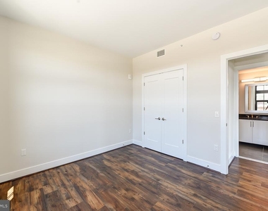 901 H Street Ne - Photo Thumbnail 8