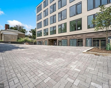 2027 Rhode Island Avenue Ne - Photo Thumbnail 26