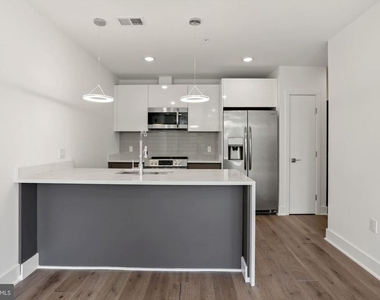 2027 Rhode Island Avenue Ne - Photo Thumbnail 7