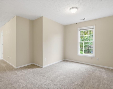 1632 Cagle Court - Photo Thumbnail 17