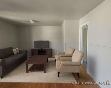 9222 Lockwood Drive - Photo Thumbnail 2
