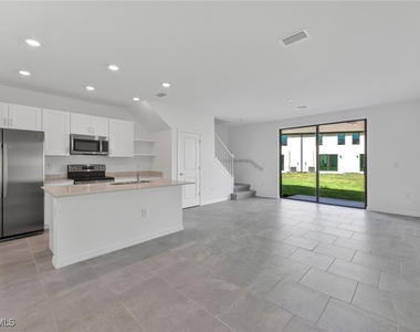 14236 Oviedo Place - Photo Thumbnail 6