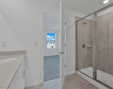 14236 Oviedo Place - Photo Thumbnail 14