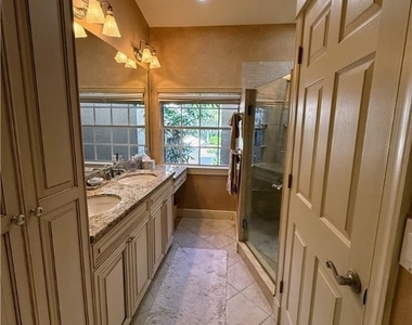 24821 Lakemont Cove Lane - Photo Thumbnail 12
