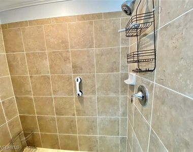 9532 Avellino Way - Photo Thumbnail 18