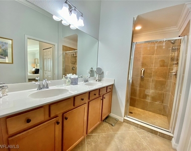 9532 Avellino Way - Photo Thumbnail 16
