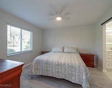 4556 Andover Way - Photo Thumbnail 6