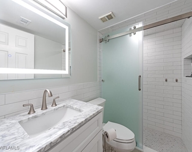 4556 Andover Way - Photo Thumbnail 9