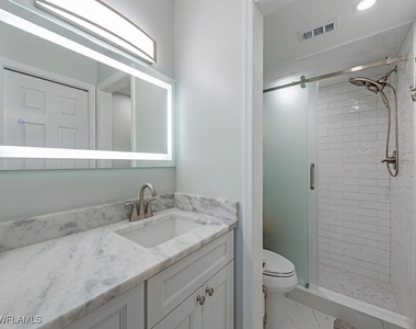 4556 Andover Way - Photo Thumbnail 7