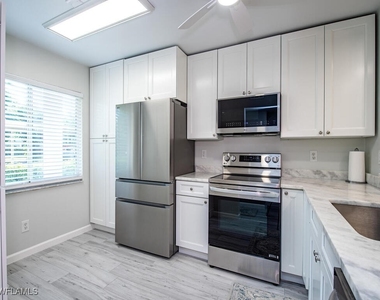 4556 Andover Way - Photo Thumbnail 4