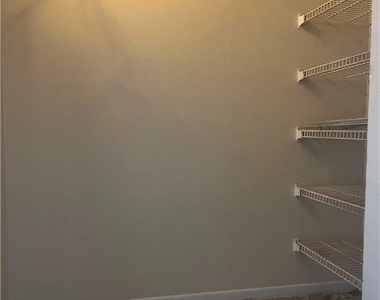 153 Santa Clara Drive - Photo Thumbnail 5