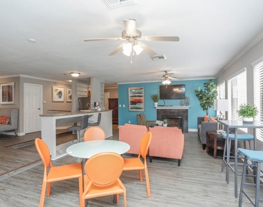 10250 Lands End Drive - Photo Thumbnail 11