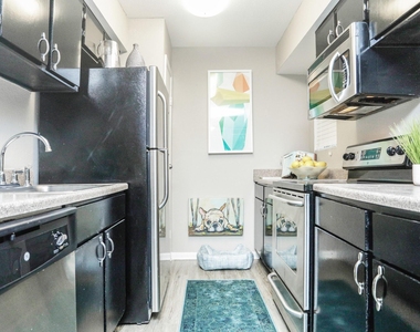 10250 Lands End Drive - Photo Thumbnail 4