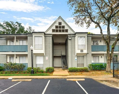 8162 Richmond Avenue - Photo Thumbnail 19