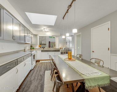 3319 Kirkland Road Ne - Photo Thumbnail 25