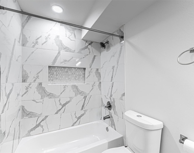 9711 Linkmeadow Lane - Photo Thumbnail 11
