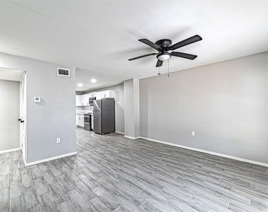 9711 Linkmeadow Lane - Photo Thumbnail 1