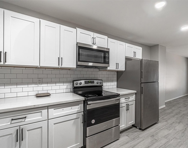 9711 Linkmeadow Lane - Photo Thumbnail 18