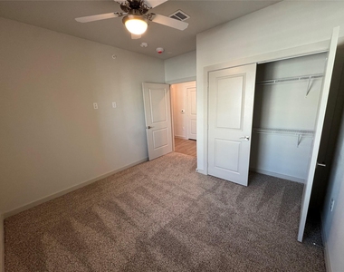 6000 Jones Road - Photo Thumbnail 10