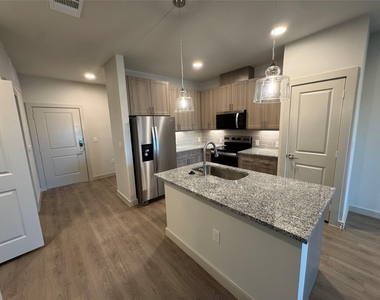 6000 Jones Road - Photo Thumbnail 11