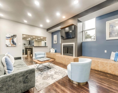 8162 Richmond Avenue - Photo Thumbnail 32
