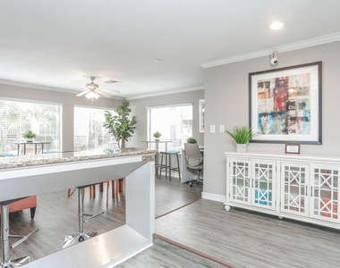 10250 Lands End Drive - Photo Thumbnail 12