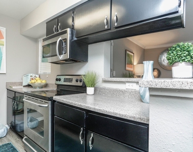 10250 Lands End Drive - Photo Thumbnail 5