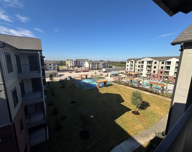 6000 Jones Road - Photo Thumbnail 17