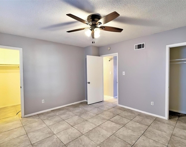 935 Byrne Street - Photo Thumbnail 14