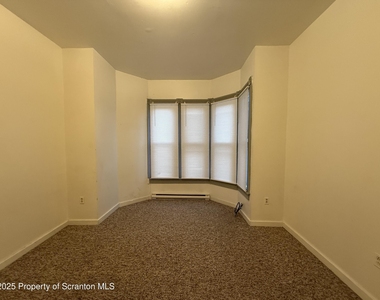 457 Madison Avenue - Photo Thumbnail 6