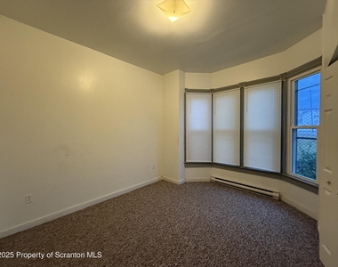 457 Madison Avenue - Photo Thumbnail 7