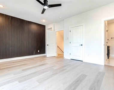 5638 Dolores Street - Photo Thumbnail 24