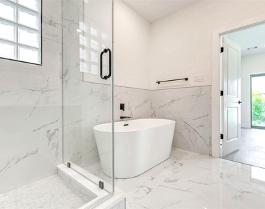5638 Dolores Street - Photo Thumbnail 30