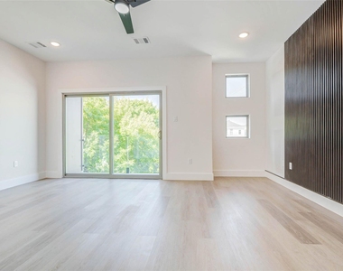 5638 Dolores Street - Photo Thumbnail 22