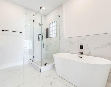 5638 Dolores Street - Photo Thumbnail 27