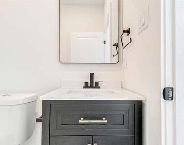 5638 Dolores Street - Photo Thumbnail 21