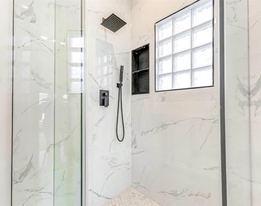 5638 Dolores Street - Photo Thumbnail 29