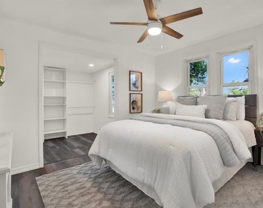 4082 38th Avenue N - Photo Thumbnail 5