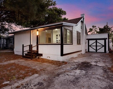 4082 38th Avenue N - Photo Thumbnail 1