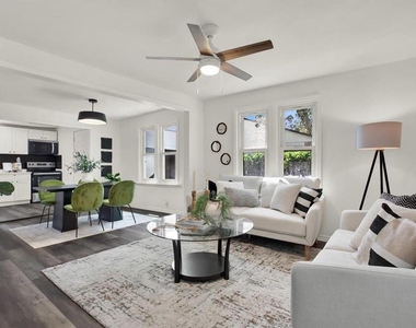 4082 38th Avenue N - Photo Thumbnail 2
